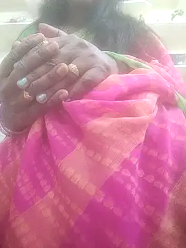 Snapshot of hotmahitha chatting on May 2026 04:30:01 AM hotmahitha online show from May 2026 04:30:01 AM