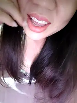 Julyy08 online show from December 2025 04:34:01 PM