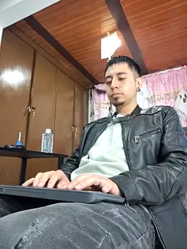 Snapshot of abnerdam01 chatting on October 2025 01:55:02 PM abnerdam01 online show from October 2025 01:55:02 PM