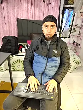 Snapshot of abnerdam01 chatting on October 2025 12:29:01 PM abnerdam01 online show from October 2025 12:29:01 PM