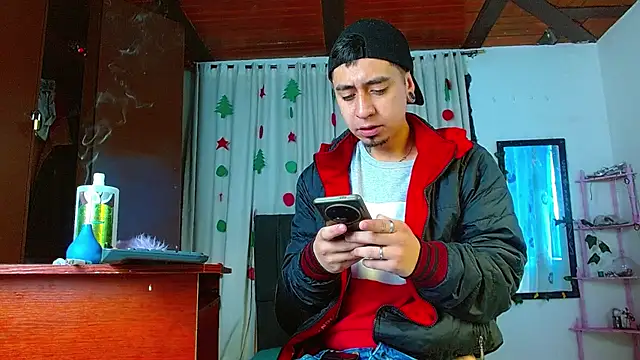 Snapshot of abnerdam01 chatting on November 2025 12:37:01 PM abnerdam01 online show from November 2025 12:37:01 PM