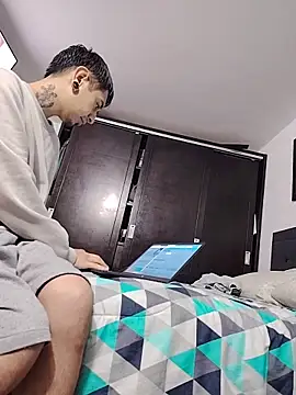 Snapshot of abnerdam01 chatting on December 2025 03:06:01 PM abnerdam01 online show from December 2025 03:06:01 PM