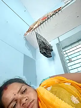 Snapshot of Rashi_cut chatting on September 2025 11:43:02 AM Rashi cut online show from September 2025 11:43:02 AM