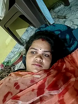 Snapshot of Rashi_cut chatting on September 2025 10:42:02 PM Rashi cut online show from September 2025 10:42:02 PM