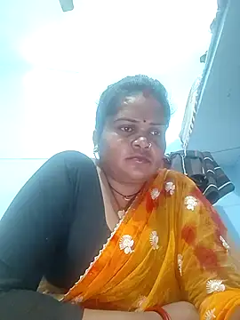 Snapshot of Rashi_cut chatting on October 2025 04:26:01 AM Rashi cut online show from October 2025 04:26:01 AM