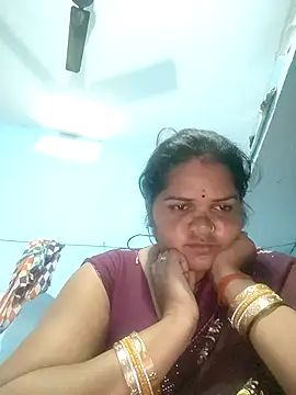 Snapshot of Rashi_cut chatting on October 2025 07:12:01 AM Rashi cut online show from October 2025 07:12:01 AM