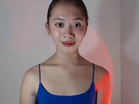 Snapshot of lovely_kiannaHugecock chatting on October 2025 10:09:01 PM lovely kiannaHugecock online show from October 2025 10:09:01 PM