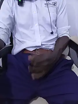 Biguyzi online show from June 2026 05:18:01 PM