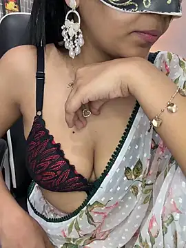 Riya-6969 online show from April 2026 02:54:02 PM