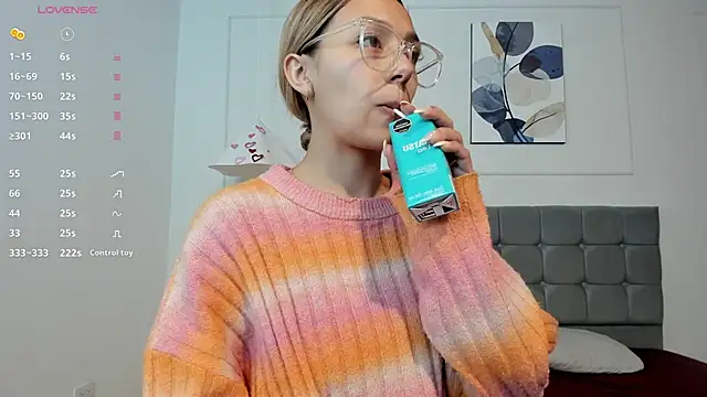 nikolevoshkie  online show from February 2026 07:54:01 PM