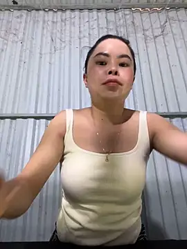 Snapshot of han-cute chatting on November 2025 01:04:02 AM han-cute online show from November 2025 01:04:02 AM