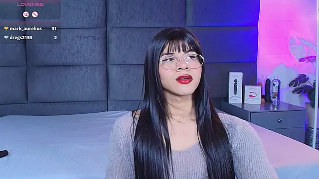 Slenna Moon online show from March 2026 11:11:01 PM