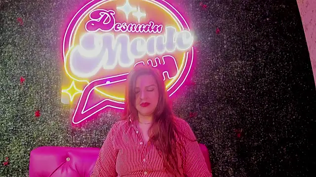 Skylar  Desire online show from October 2025 11:43:01 AM