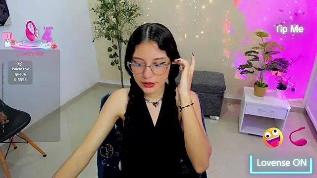 Krysten Riter online show from January 2026 01:49:02 PM