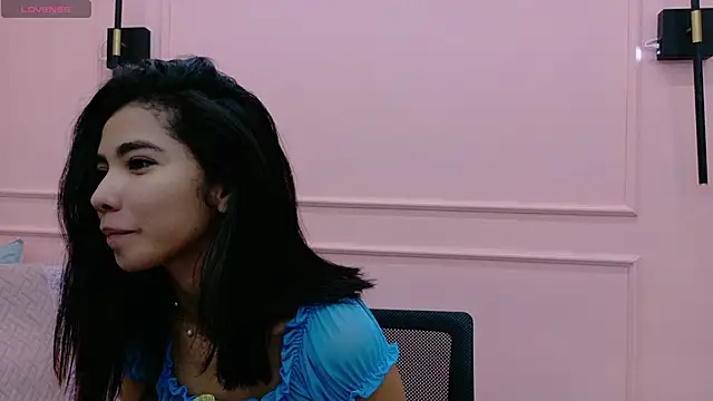 Snapshot of luna_roja25 chatting on December 2025 02:57:02 PM luna roja25 online show from December 2025 02:57:02 PM