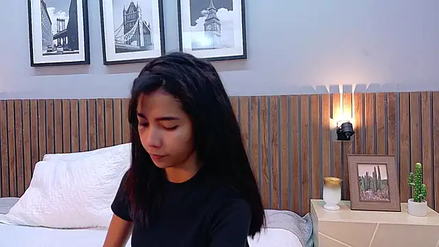 Snapshot of luna_roja25 chatting on February 2026 12:58:01 PM luna roja25 online show from February 2026 12:58:01 PM