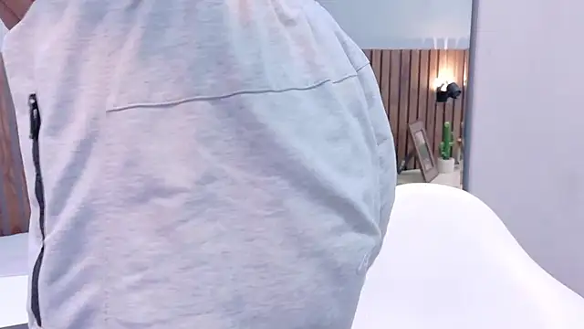 Snapshot of luna_roja25 chatting on March 2026 02:56:01 PM luna roja25 online show from March 2026 02:56:01 PM