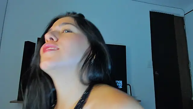 tianastone  online show from November 2025 02:22:01 AM