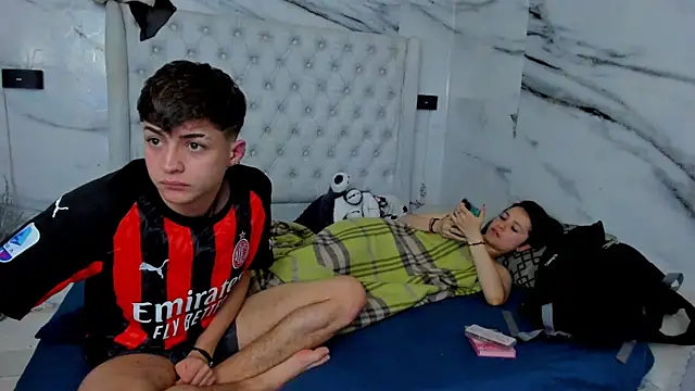 Ari and Storm online show from January 2026 04:12:02 PM