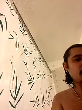 Snapshot of daddyvibes chatting on October 2025 05:17:02 AM daddyvibes online show from October 2025 05:17:02 AM