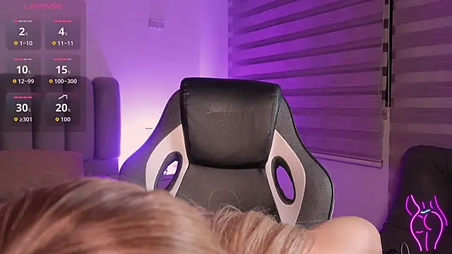 SkyThompson online show from November 2025 06:06:02 AM