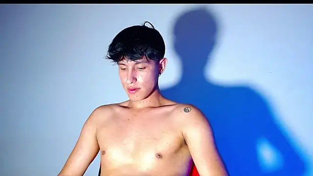 rowanbigboy23 online show from December 2025 03:04:01 AM