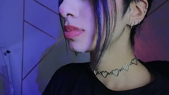 Snapshot of Hollyxx_ chatting on October 2025 11:35:01 AM Hollyxx online show from October 2025 11:35:01 AM