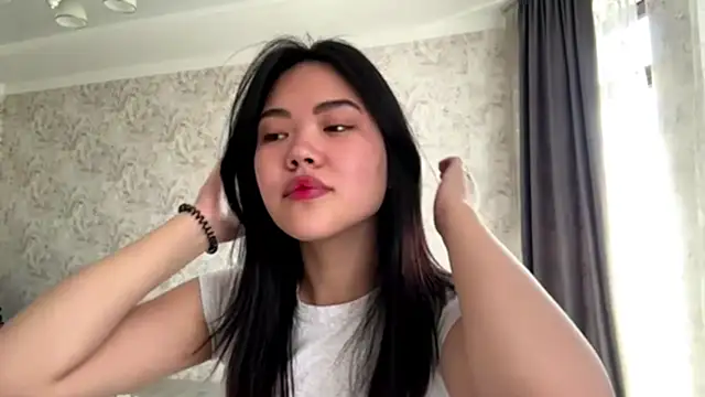 MIMIMary online show from October 2025 08:04:02 AM