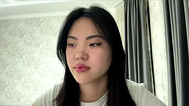 MIMIMary online show from October 2025 01:25:02 PM
