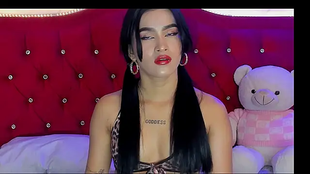 Snapshot of Lizzy_LaBelle chatting on October 2025 12:01:02 AM Lizzy LaBelle online show from October 2025 12:01:02 AM