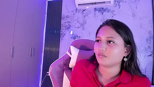 Laly Cherry  online show from October 2025 12:39:02 PM