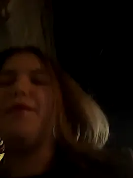 Snapshot of IssadoraaPink chatting on September 2025 06:11:02 PM IssadoraaPink online show from September 2025 06:11:02 PM