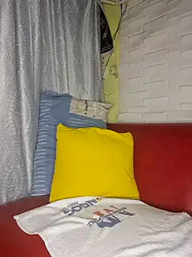 hotlyn45 online show from February 2026 07:57:01 AM