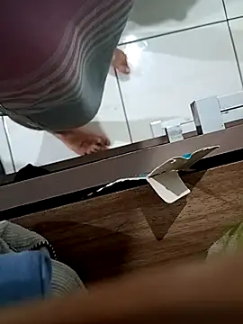 Gauderio40 online show from November 2025 01:05:01 AM