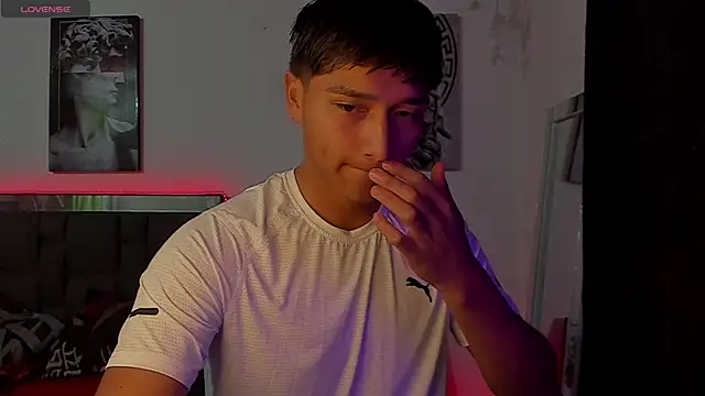 Snapshot of mateo-Esposito chatting on September 2025 01:16:02 AM mateo-Esposito online show from September 2025 01:16:02 AM