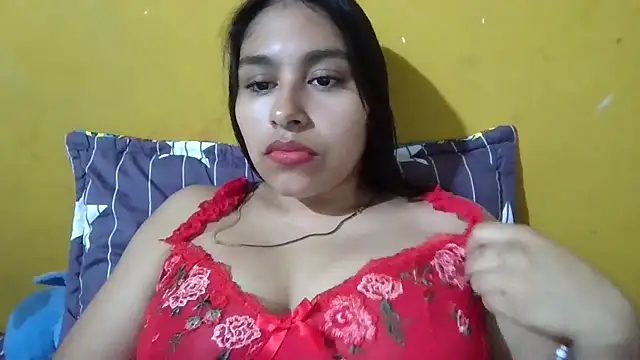 Snapshot of zairabreze chatting on October 2025 03:21:02 PM zairabreze online show from October 2025 03:21:02 PM