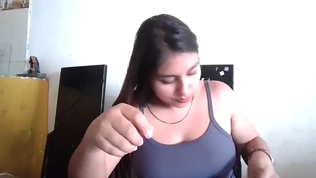 Snapshot of zairabreze chatting on October 2025 06:43:01 PM zairabreze online show from October 2025 06:43:01 PM