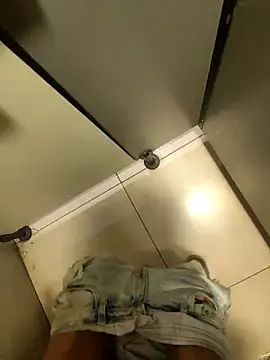 biswasb900 online show from October 2025 11:44:02 PM