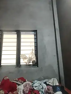 kute-00 online show from December 2025 01:47:01 AM