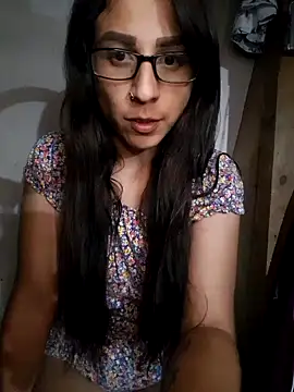 Snapshot of Lindasimpson chatting on September 2025 11:32:01 AM Lindasimpson online show from September 2025 11:32:01 AM