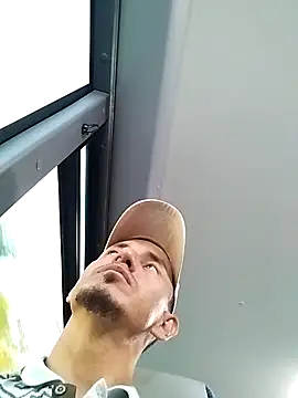 JuanD vero online show from October 2025 03:24:01 PM