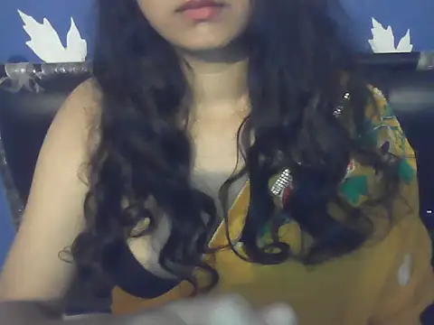 Snapshot of SoftButDeadly0 chatting on December 2025 07:53:02 PM SoftButDeadly0 online show from December 2025 07:53:02 PM