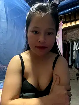 O o UwU o O online show from October 2025 02:01:02 AM