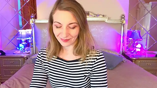 Katherine Loveau online show from November 2025 04:34:02 AM