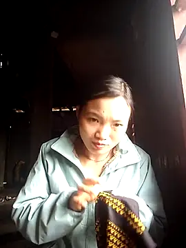 Snapshot of ngan-cute chatting on October 2025 01:30:01 AM ngan-cute online show from October 2025 01:30:01 AM