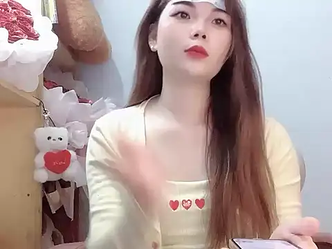 Pony898 online show from October 2025 01:25:01 PM