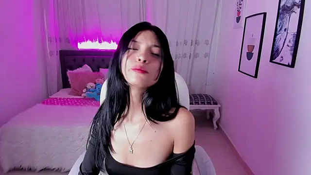 Snapshot of Mia_Clay1 chatting on November 2025 08:05:01 PM Mia Clay1 online show from November 2025 08:05:01 PM