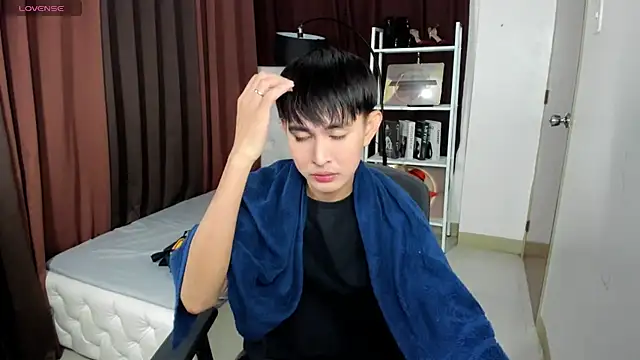 xxxhugecocktwinkxxx online show from October 2025 04:37:02 PM