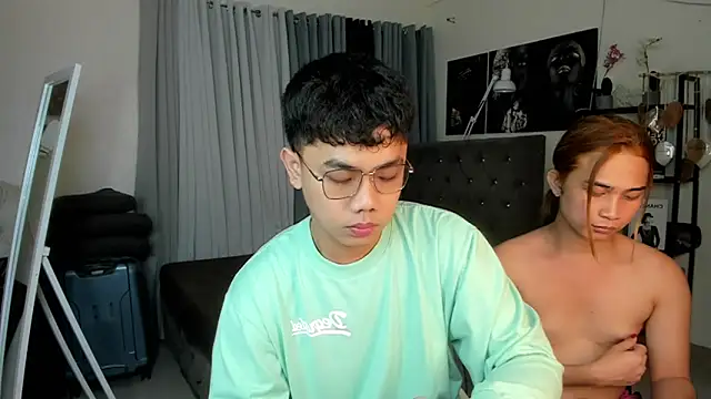 mightyhotcock online show from October 2025 04:38:02 PM