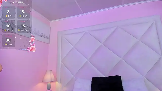 Miaa Smithh   online show from February 2026 11:25:01 AM